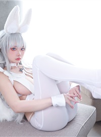 Wendydydy_ Soy Sauce - Poisonous and Lazy White Rabbit(18)